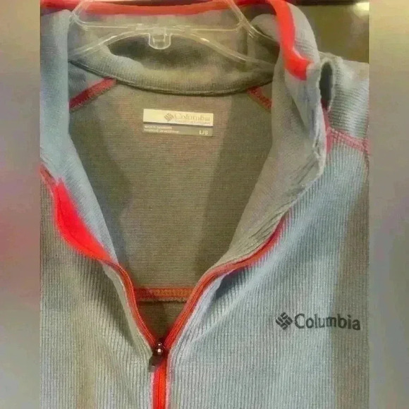 Columbia quarter zip top. Orange and gray size Large. Worn on time. - Picture 2 of 3